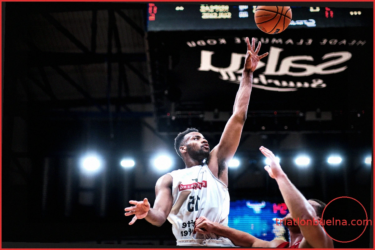 Pau ficha a Justin Briggs, un pívot con experiencia europea y paso fugaz por Cholet
